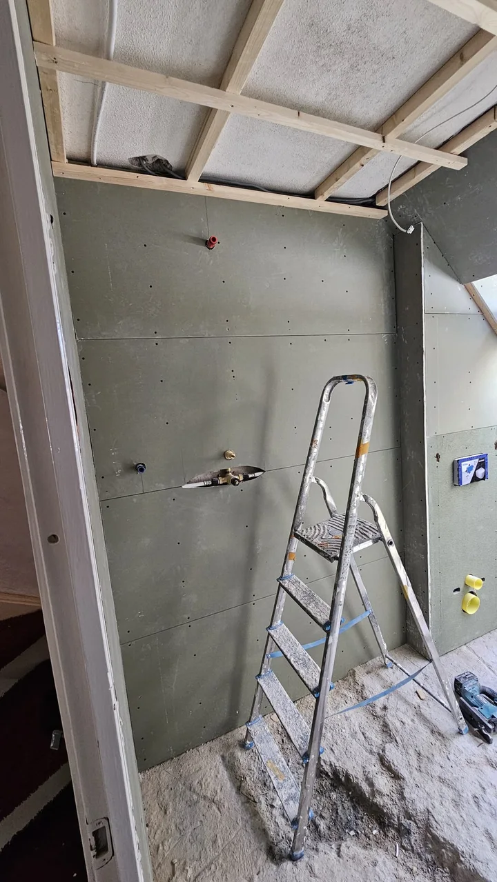 Badkamer op zolder, voor